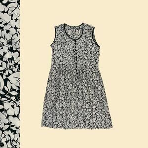 Vintage 80s green floral day dress, casual pleated button down green maxi dress